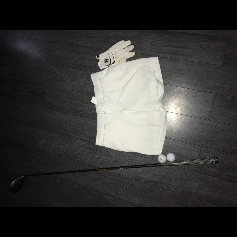 Under Armour Women's Links Shorty Golf Shorts